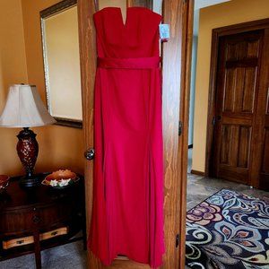 Vera Wang White Collection Gown - Size 14  NWT